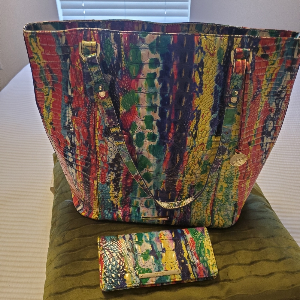 Brahmin Purse & Matching Wallet